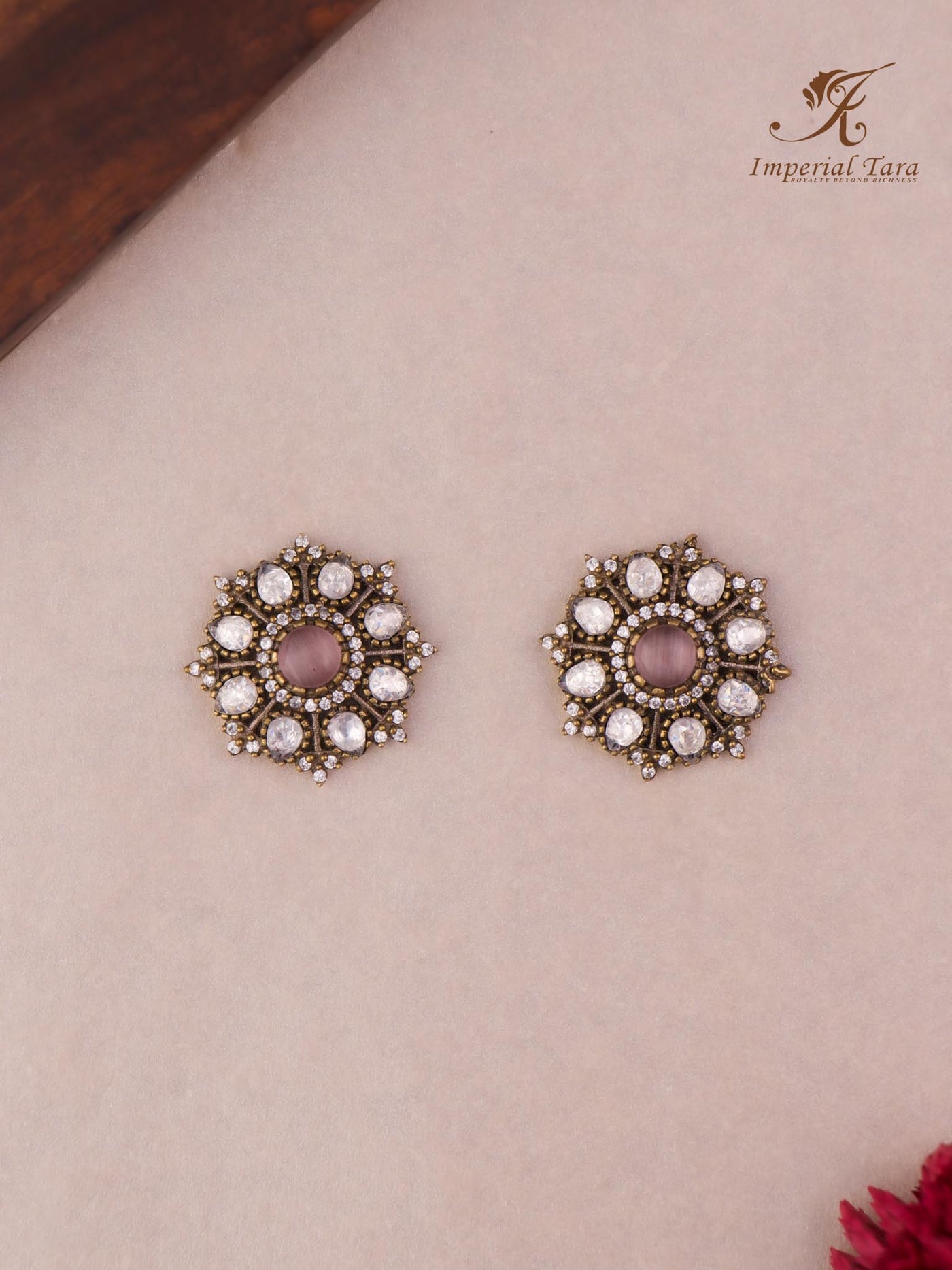 Aurelia Stud Earring