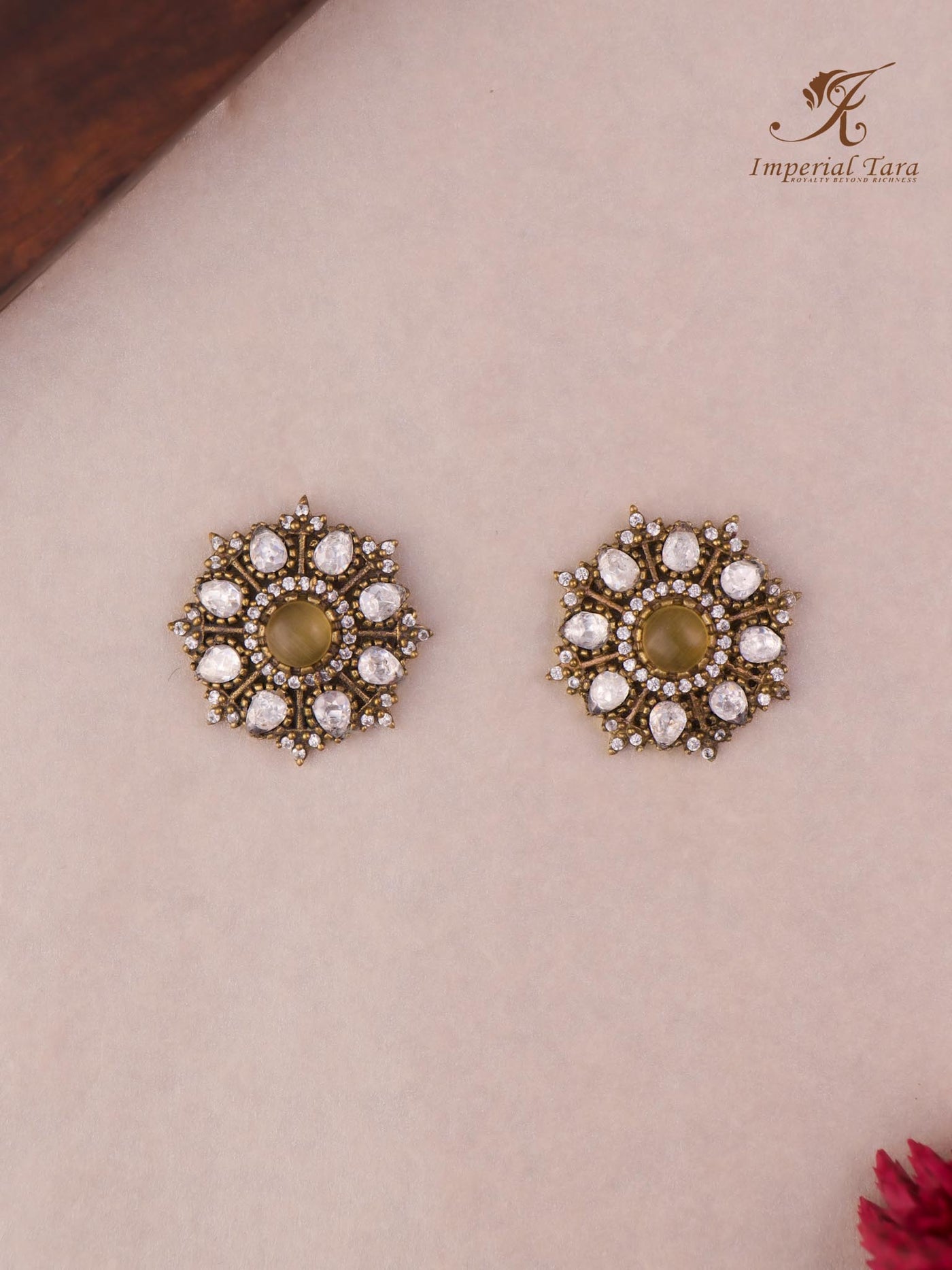 Aurelia Stud Earring