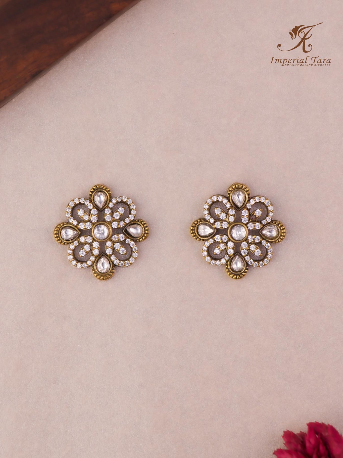 Damini Stud Earrings