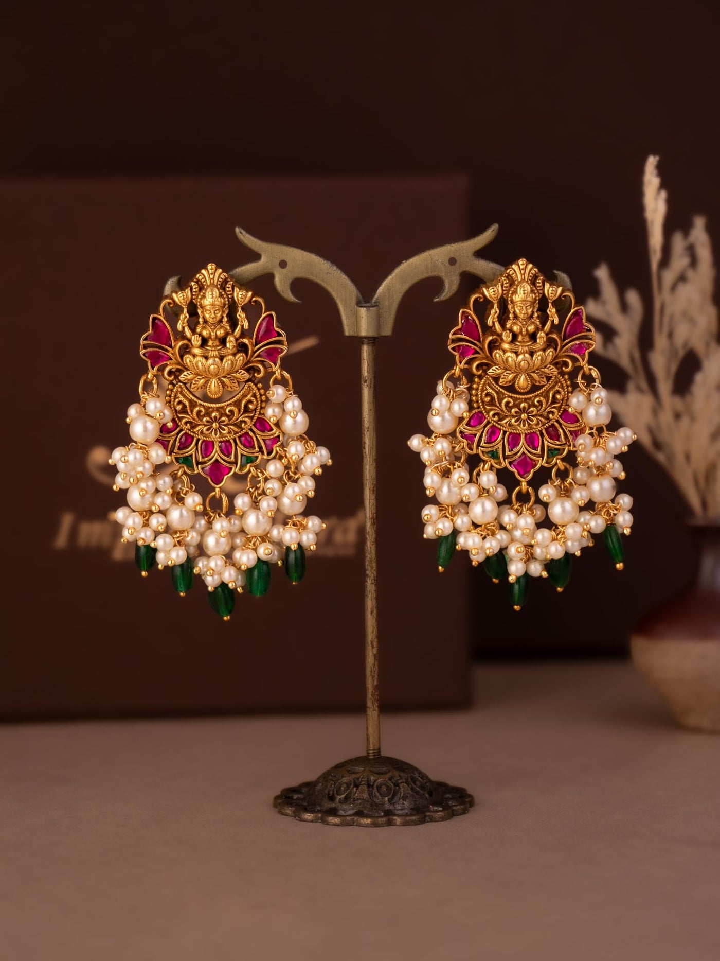 jadau kundan heavy studs with guttapusalu earrings