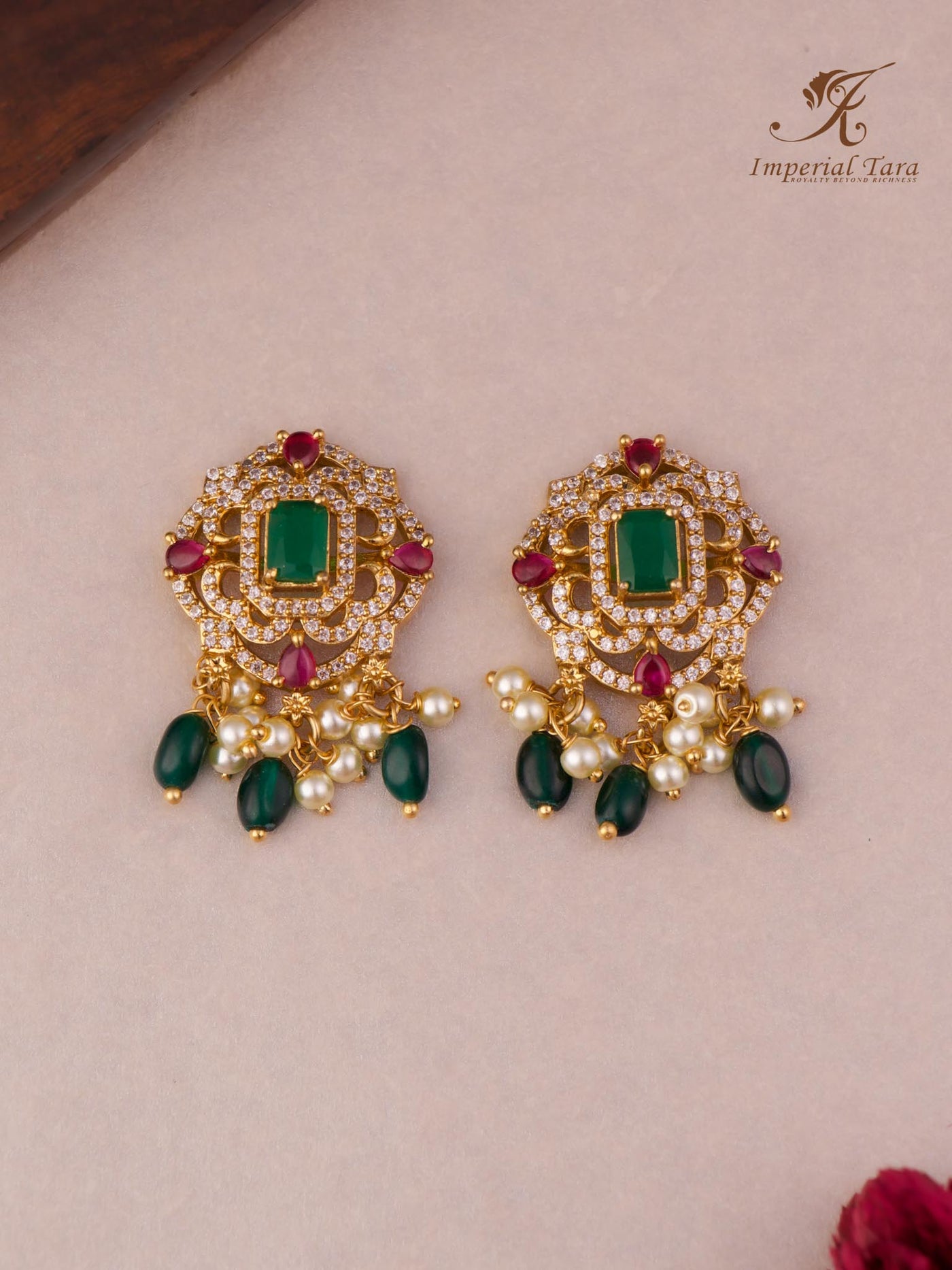 Lina Stud Earrings