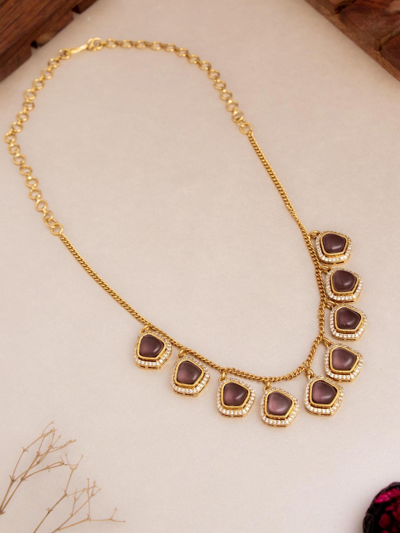 Haniya Pendant Necklace Set