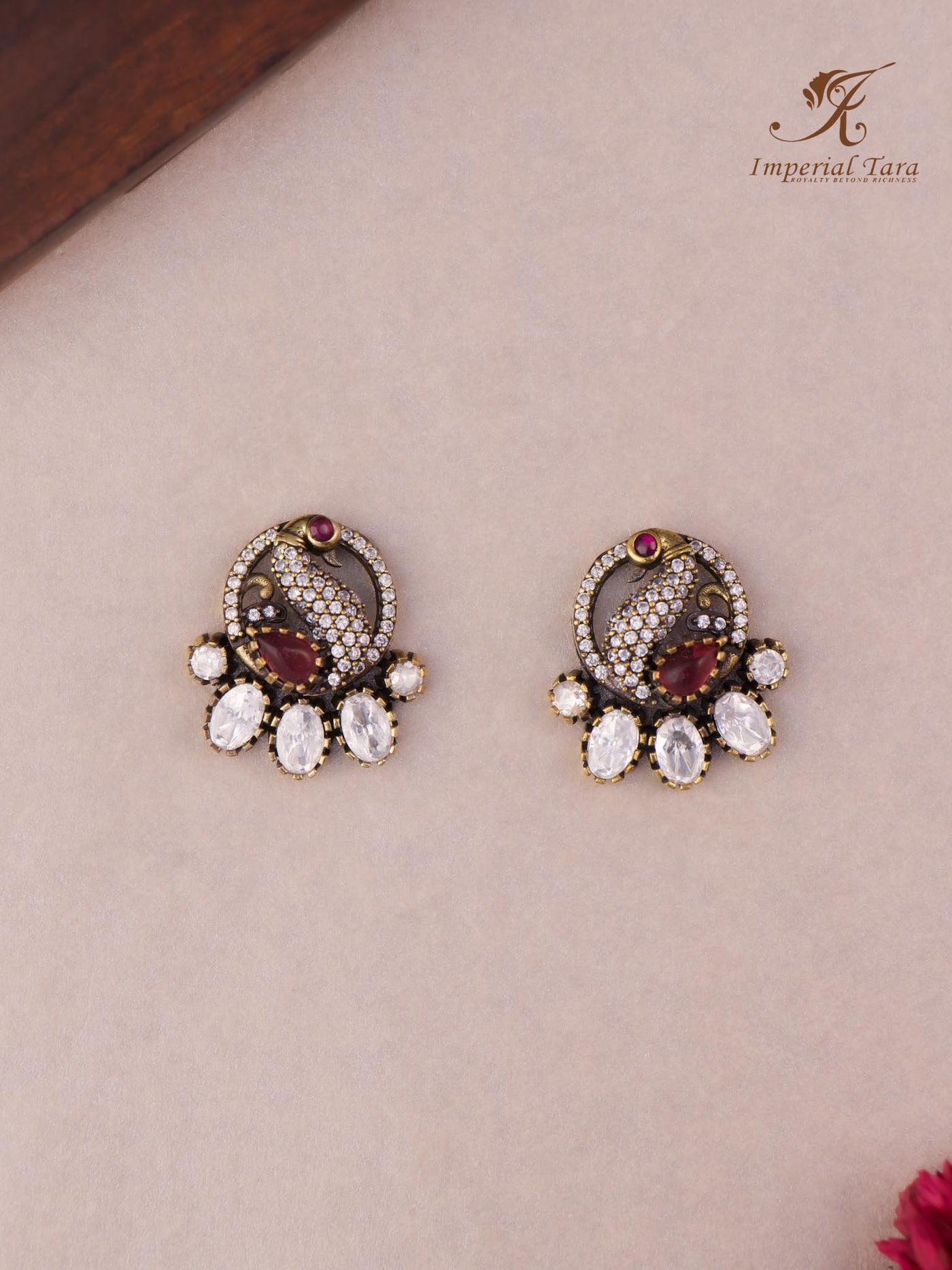 Meenal Stud Earrings