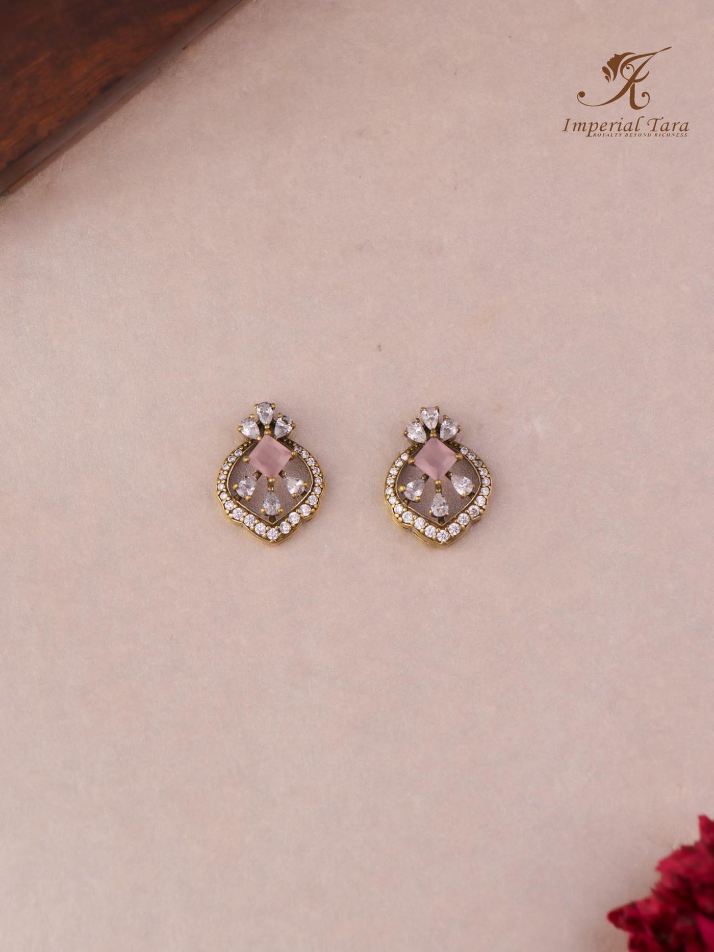 Prisha  Stud Earring