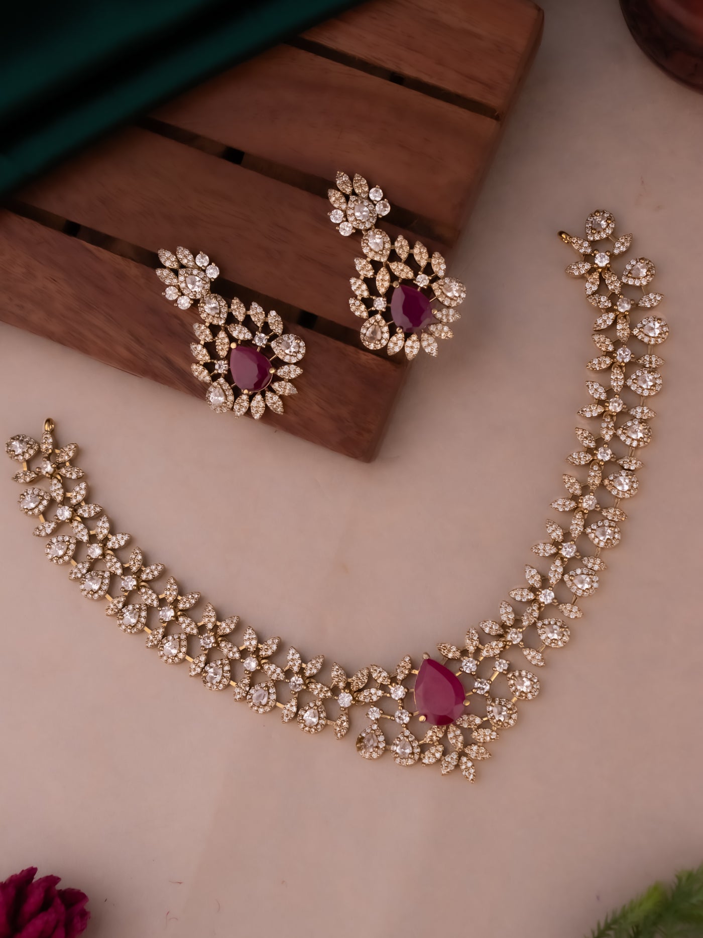 Victorian diamond jewellery necklace in ruby colour