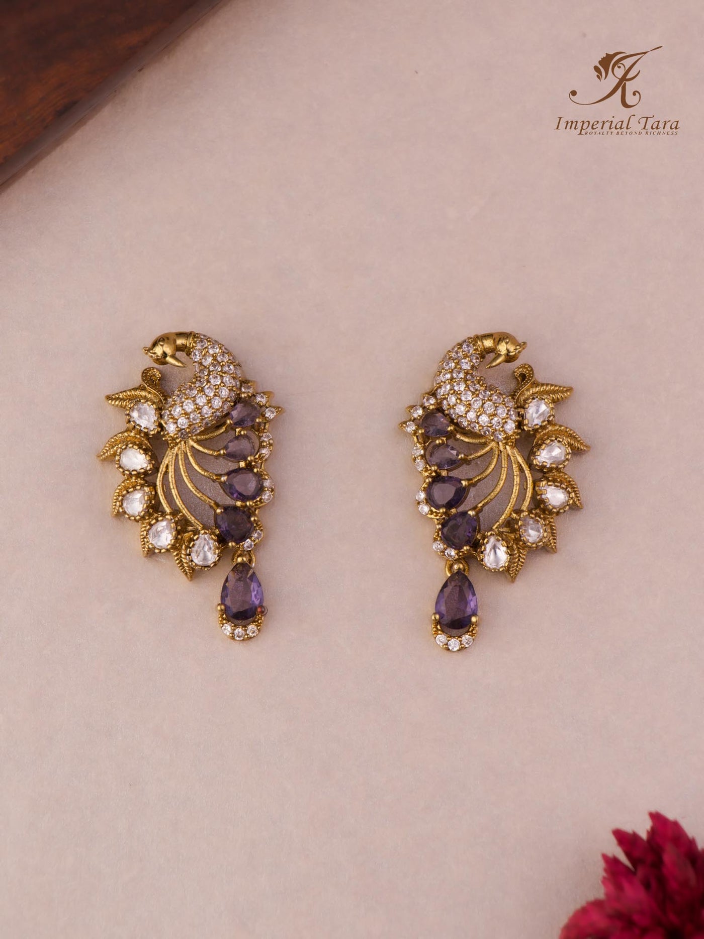 Tanu Stud Earrings