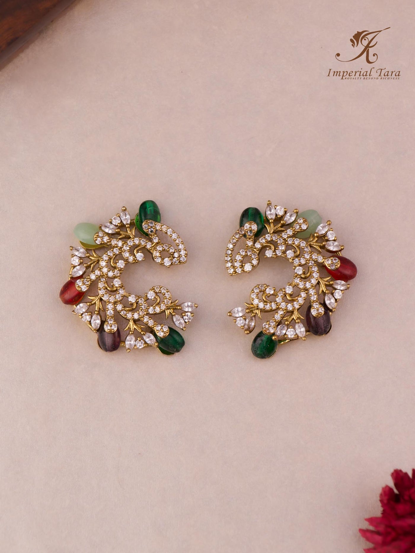 Vera Stud Earrings