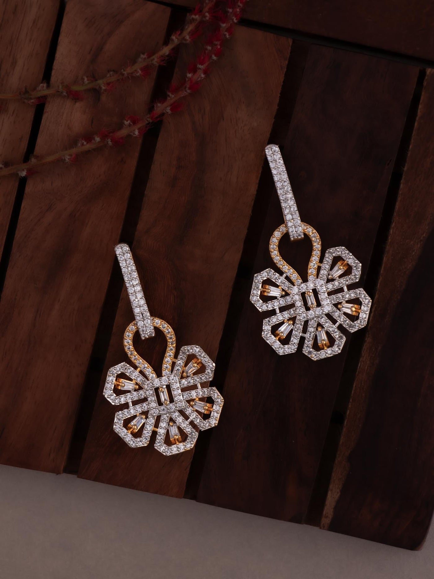 Shrika Diamond Earrings